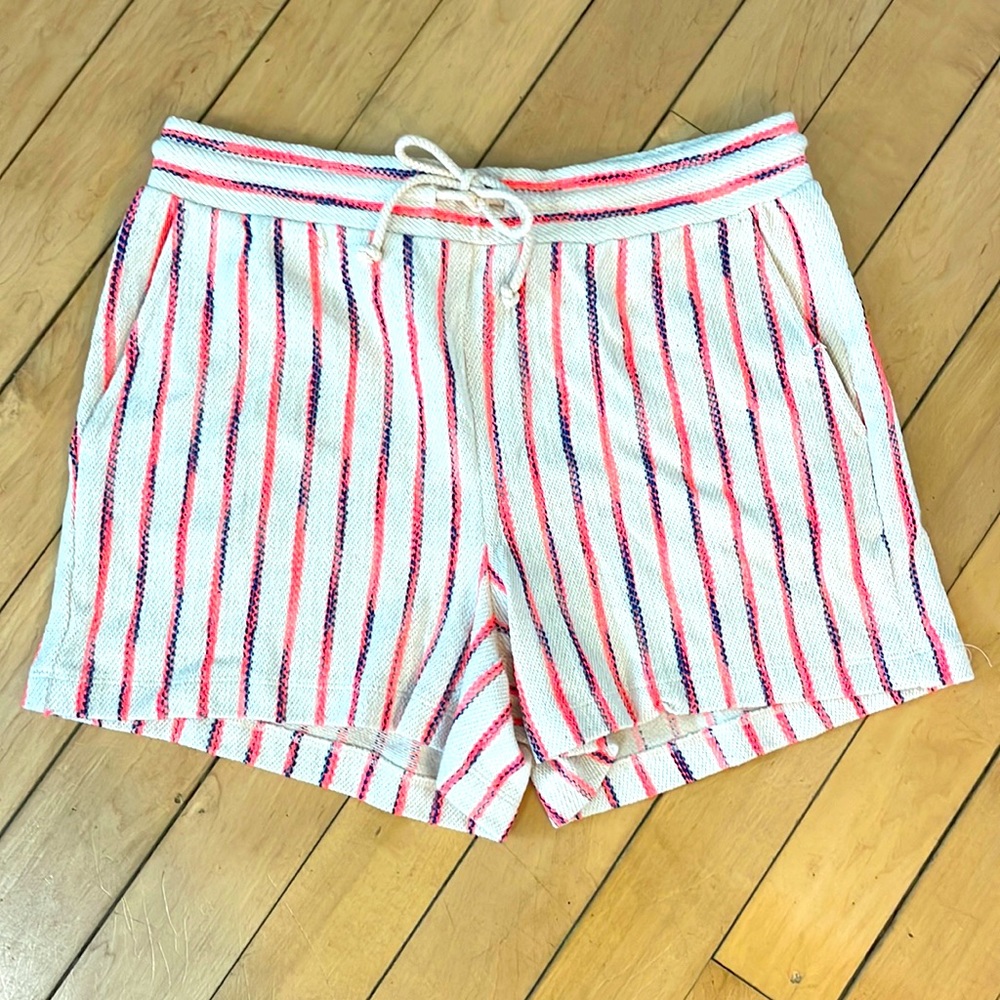 Lou & Grey shorts L with pockets